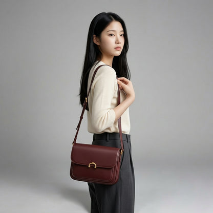 カルティエ ショルダーバッグ ヴィンテージ 2way Cartier マスト ドゥカルティエ フラップ レザー ボルドー レディース【中古】