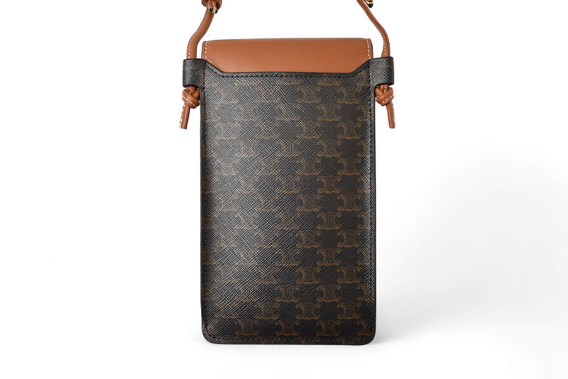 セリーヌ ショルダーバッグ/フォンポーチ トリオンフ ブラウン CELINE 10G332CQD 04LU PHONE POUCH WITH FLAP TAN スマホケース ユニセックス【中古】