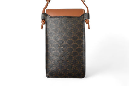 セリーヌ ショルダーバッグ/フォンポーチ トリオンフ ブラウン CELINE 10G332CQD 04LU PHONE POUCH WITH FLAP TAN スマホケース ユニセックス【中古】